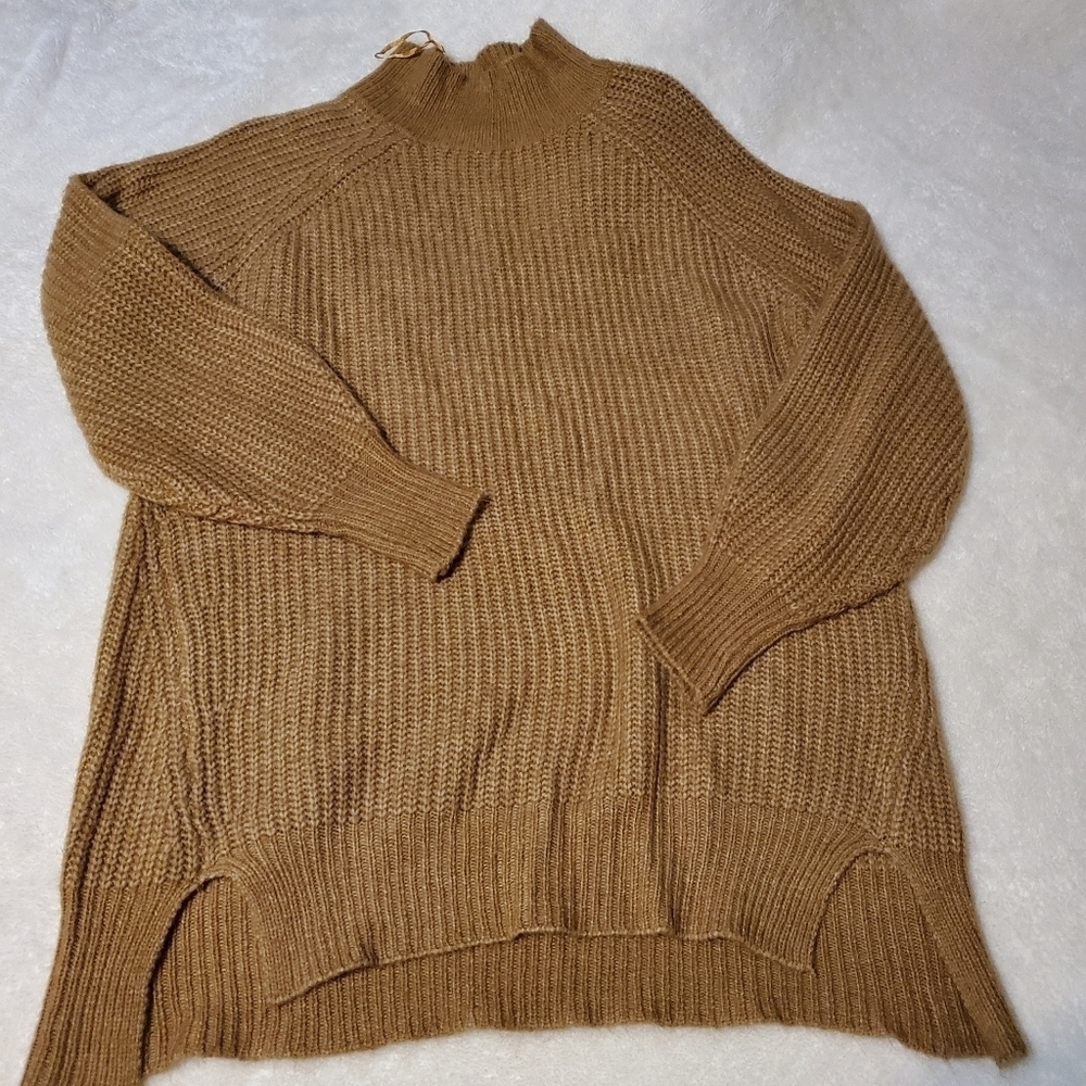 WOMEN'S dip brand sweater